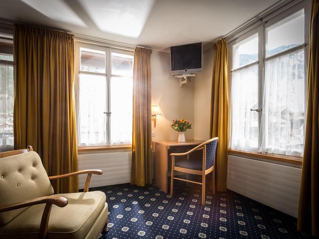 Hotel Oberland Lauterbrunnen Habitación foto